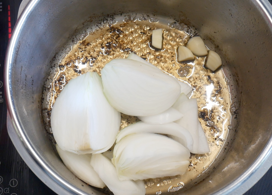 Albóndigas al vino en olla exprés