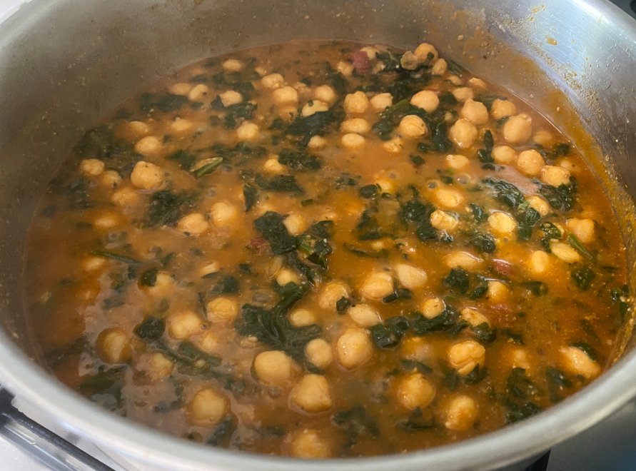 Garbanzos con espinacas a la sevillana