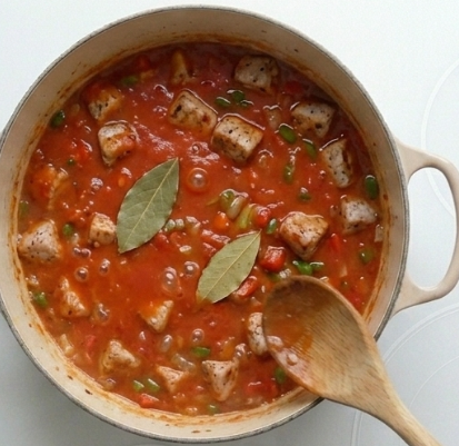 Magro de cerdo con tomate