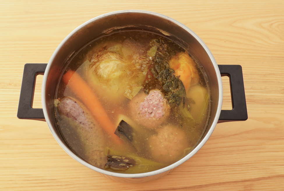 Puchero valenciano