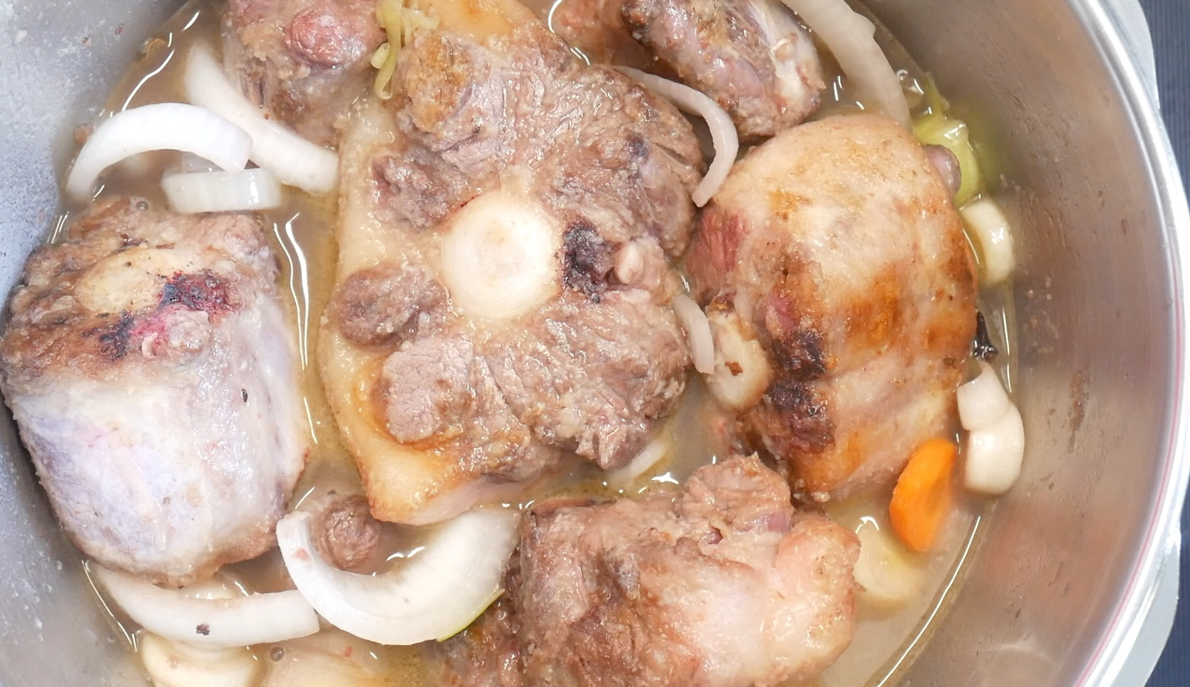 Rabo de toro a la rondeña