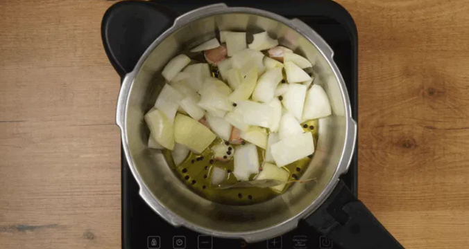 Más de 10 trucos para aprender a cocinar con la olla exprés