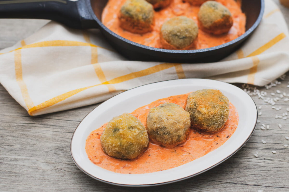 Albóndigas de arroz, espinacas y jamón paso 26