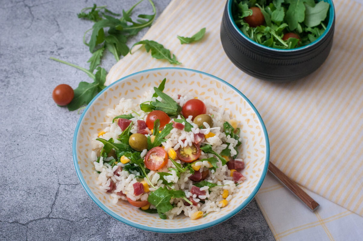 Ensalada de arroz con tomate y jamón paso 13
