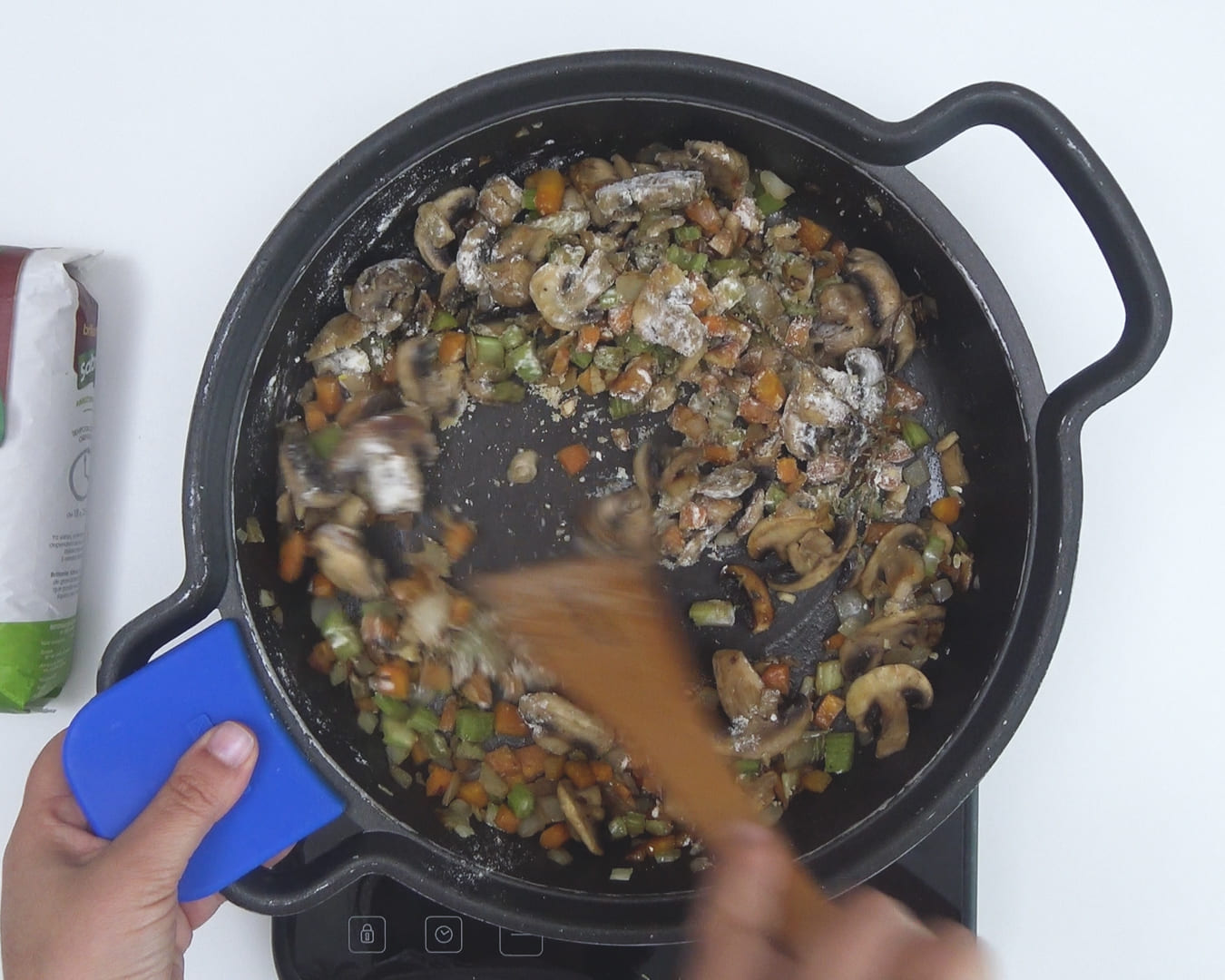 Pastel de pollo y arroz paso 17