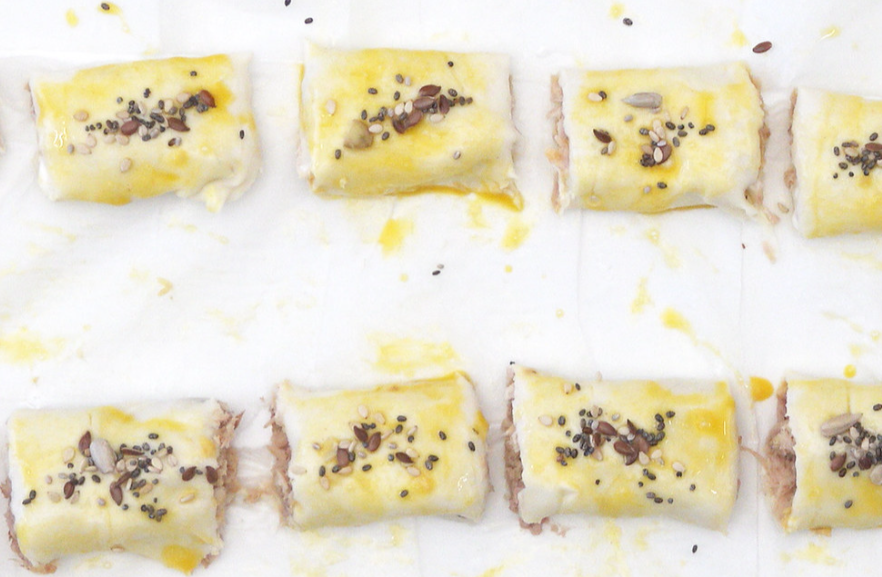 Saladitos de hojaldre y atún. 4 aperitivos fáciles y deliciosos