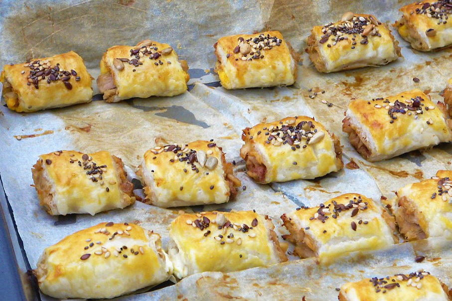 Saladitos de hojaldre y atún. 4 aperitivos fáciles y deliciosos