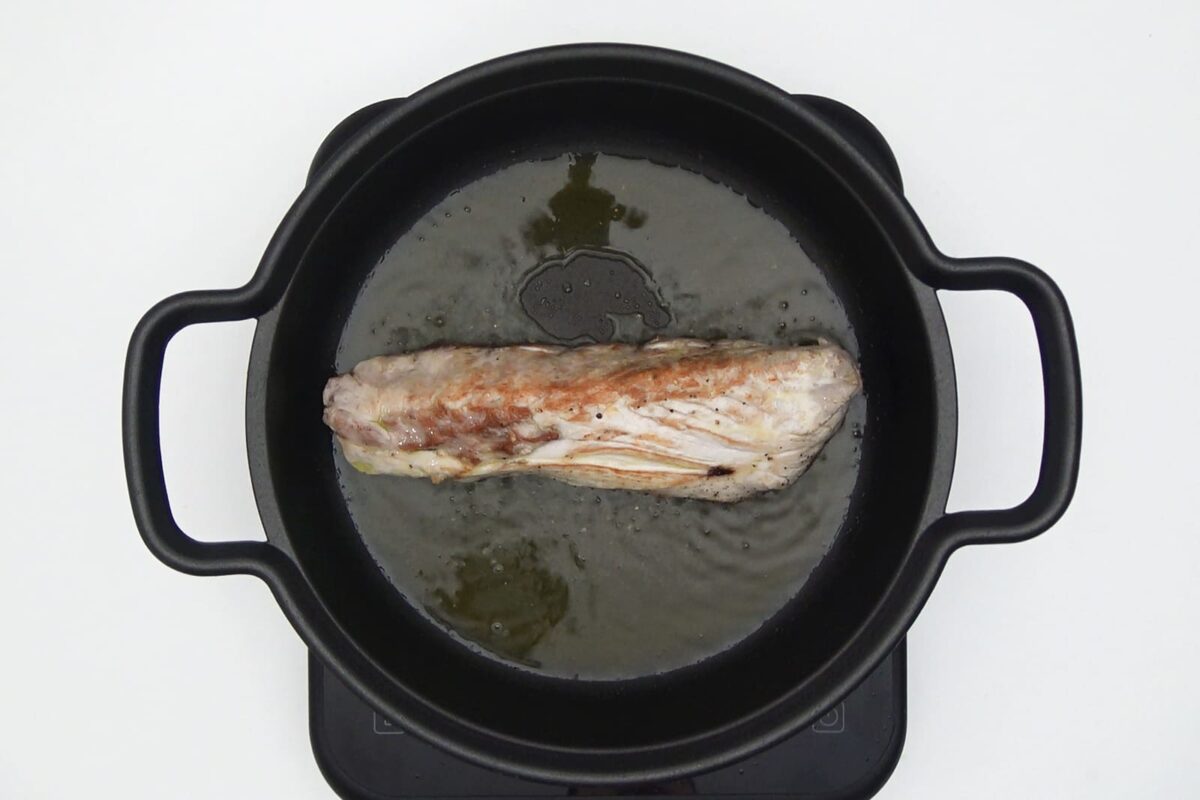 Solomillo de cerdo, con puré de boniato y setas paso 5