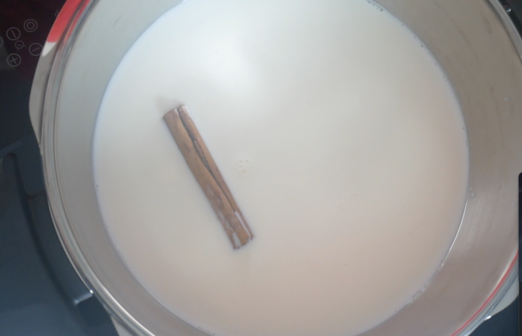 Arroz con leche en olla exprés