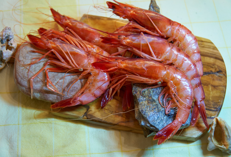 Gambas: origen, variedades, propiedades y cómo usarlas en la cocina