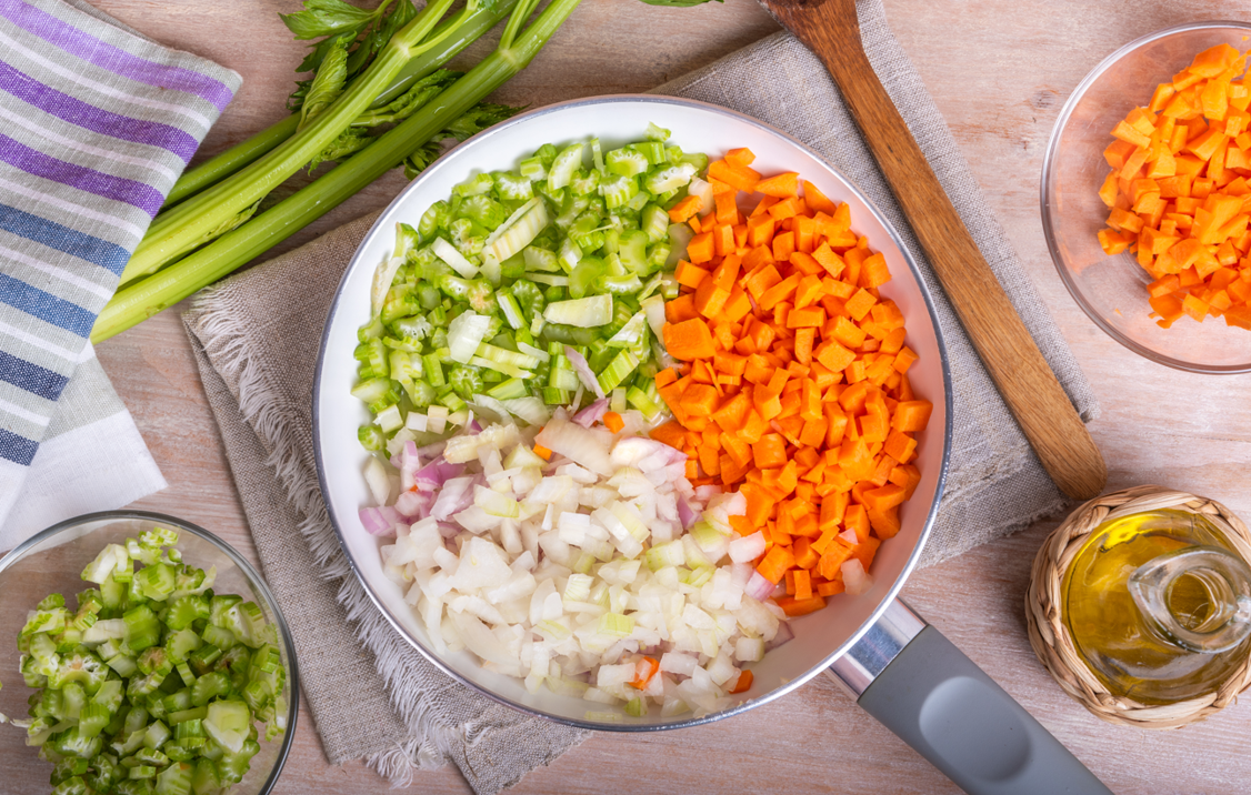 Mirepoix, técnica de corte básico de cocina