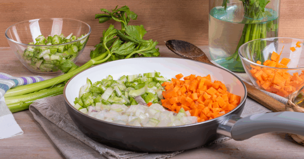 Mirepoix, técnica de corte básico de cocina