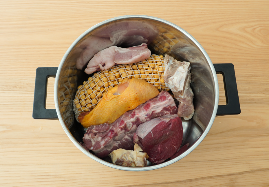 Puchero gaditano. Receta tradicional para entrar en calor