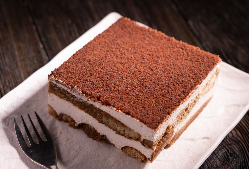 Tiramisú casero. ¿Es seguro prepararlo sin hornear?