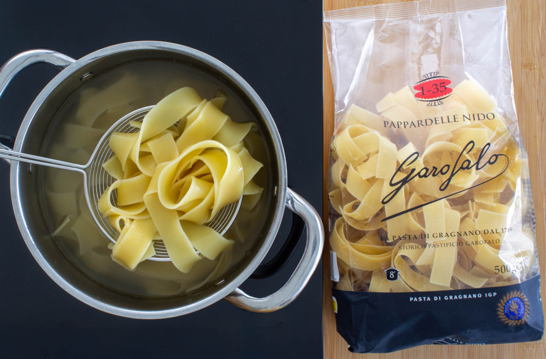 Pappardelle con langostinos y boletus salteados en salsa de foie