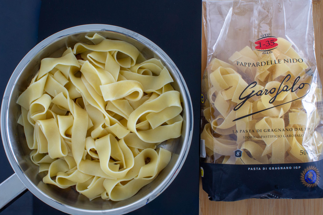 Pappardelle con langostinos y boletus salteados en salsa de foie