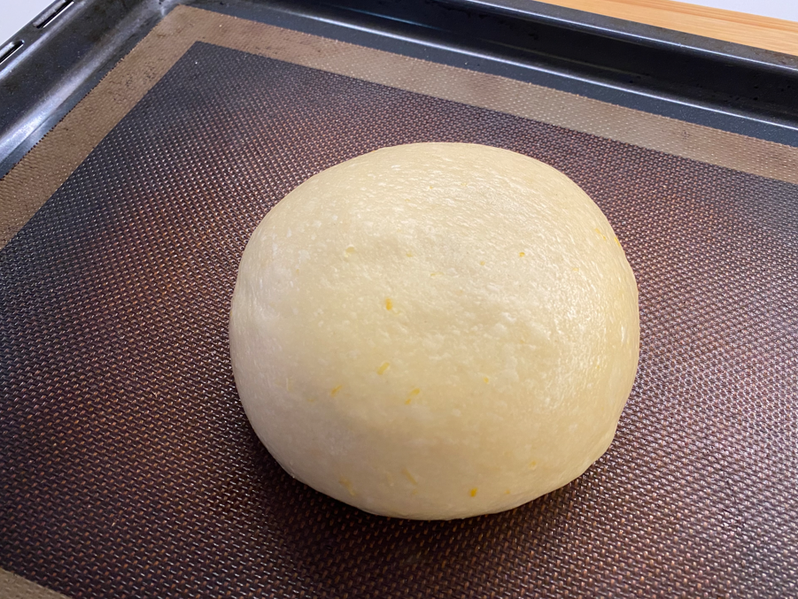 Roscón relleno de turrón de Jijona