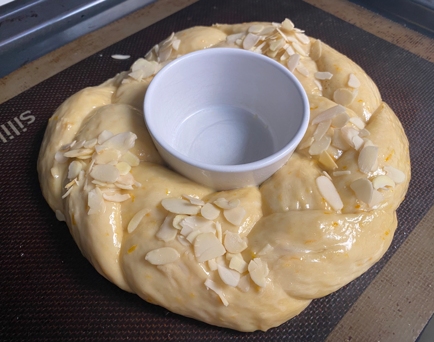 Roscón trenzado gallego para Navidad y Pascua