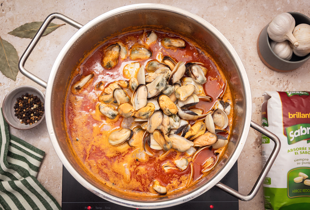 Sopa navideña marinera con arroz