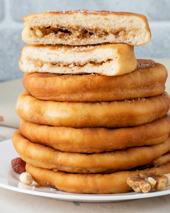 Tortitas dulces coreanas rellenas de frutos secos