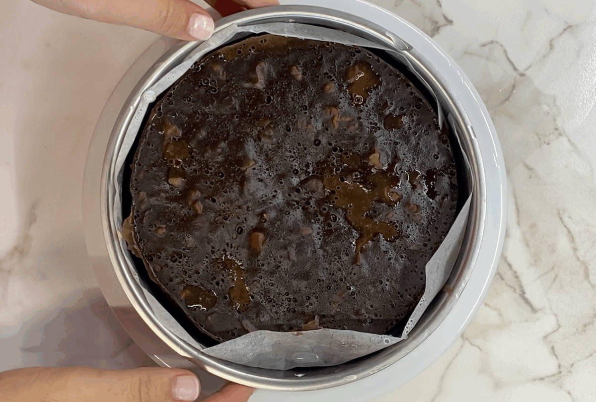 Brownie de chocolate y nueces con olla exprés