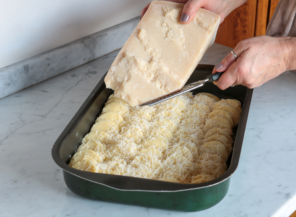 Ñoquis o Gnocchi de sémola alla romana. La receta italiana al horno que siempre queda bien