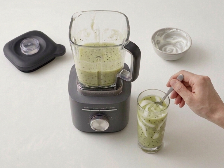 Batido de kiwi y yogur natural. Refrescante y fácil en casa