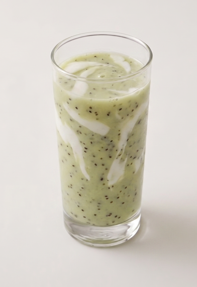 Batido de kiwi y yogur natural. Refrescante y fácil en casa