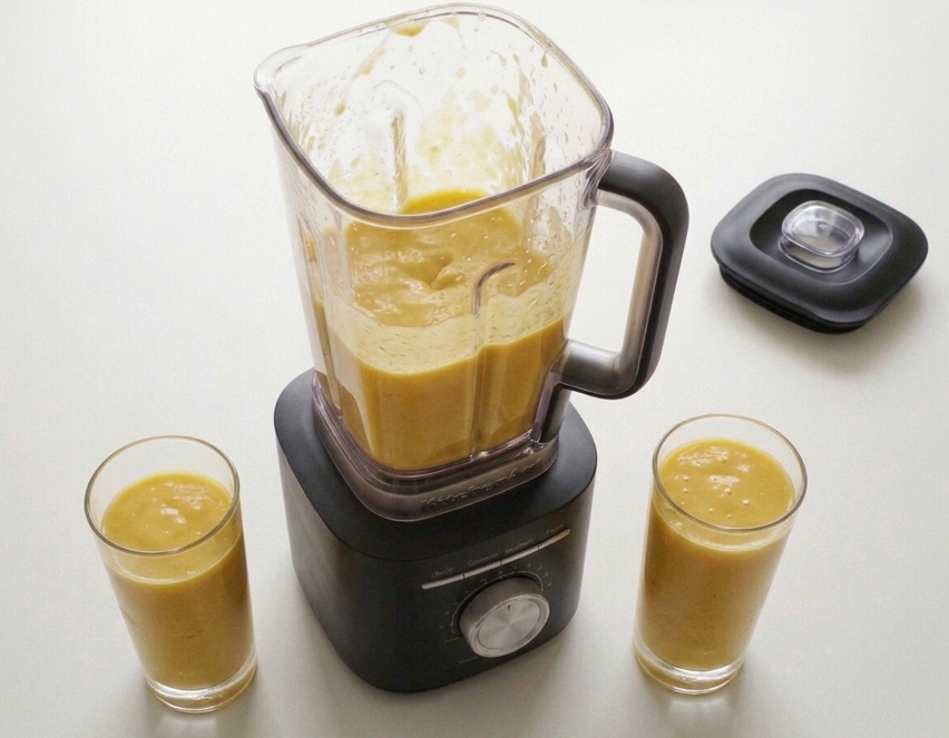 Batido de mango casero. Receta fácil, cremosa y refrescante