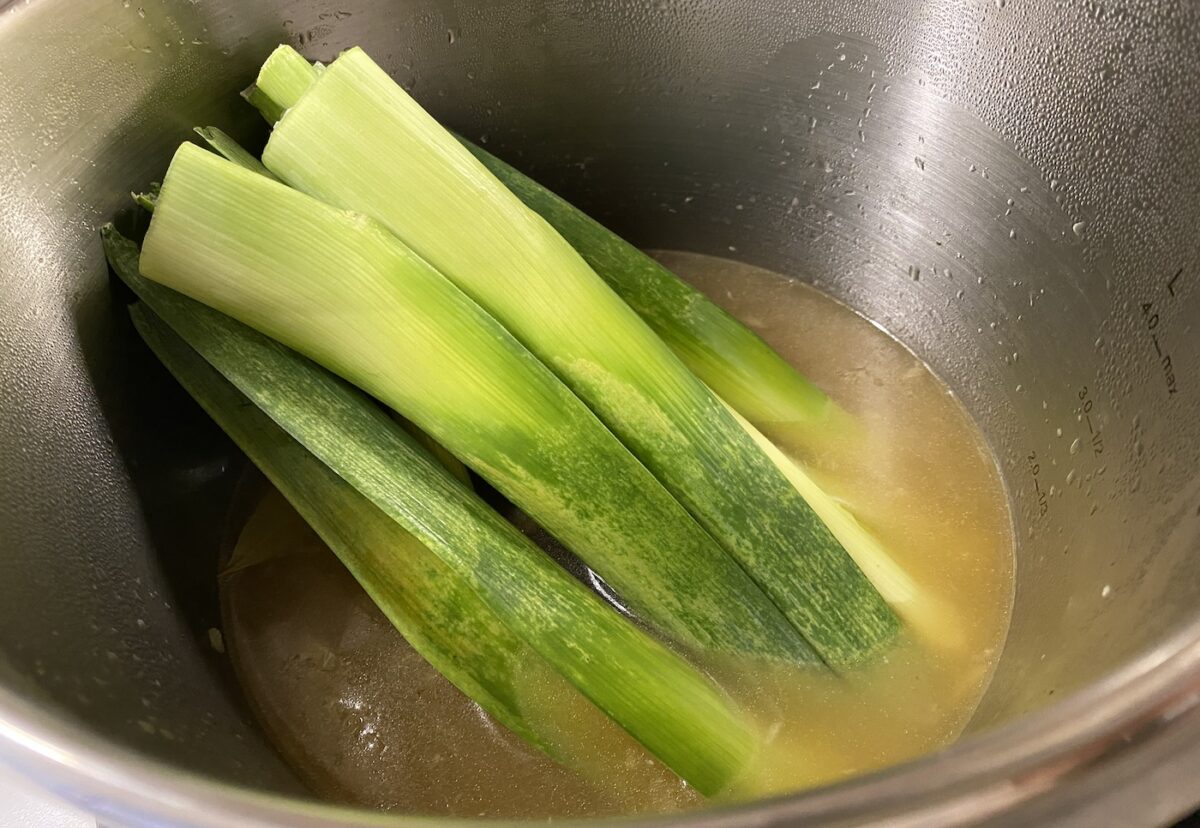Sopa o caldo de garbanzos. Receta casera paso a paso