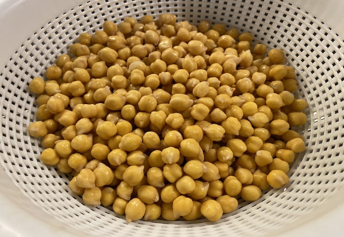 Sopa o caldo de garbanzos. Receta casera paso a paso