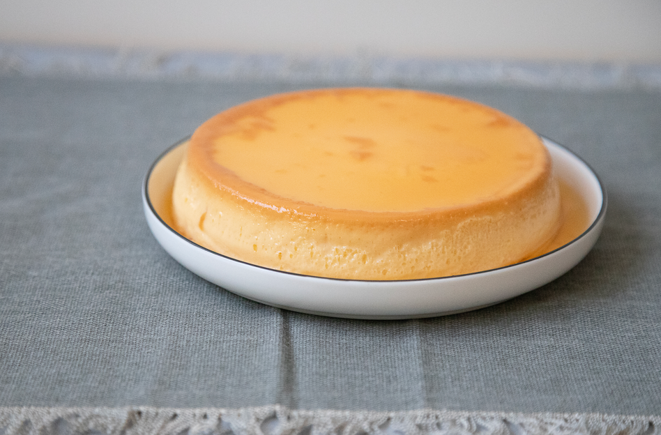 Flan de huevo en olla exprés, un clásico que nunca falla