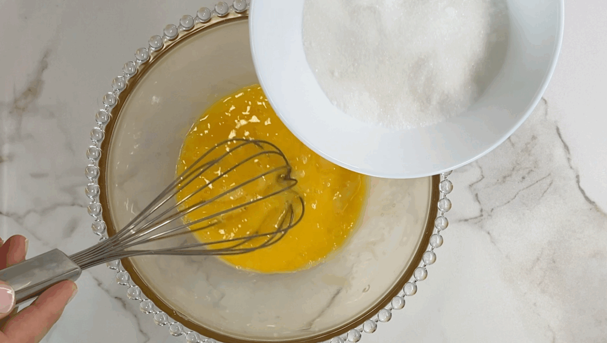 Flan de huevo en olla exprés, un clásico que nunca falla