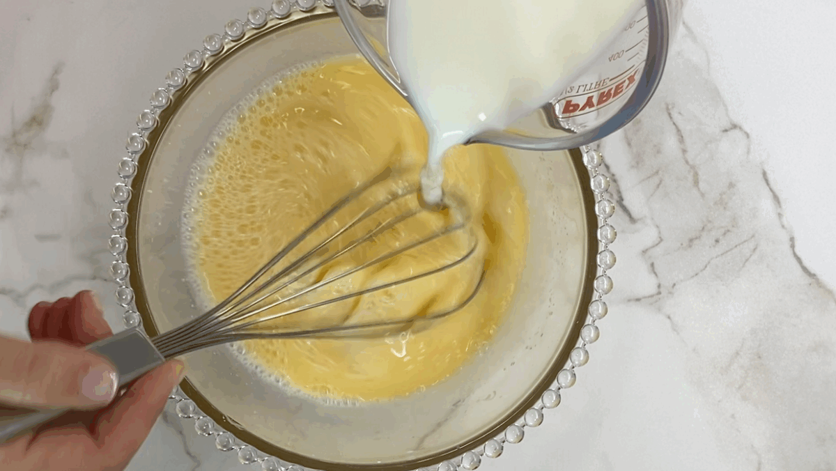 Flan de huevo en olla exprés, un clásico que nunca falla