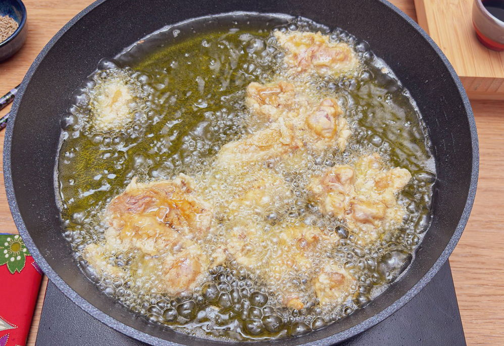 Karaage (pollo frito japonés)