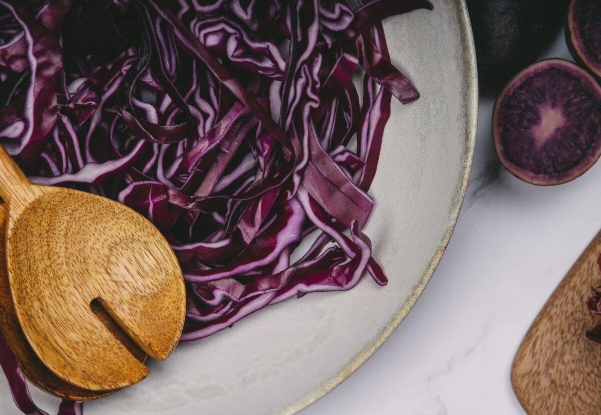 Lombarda. Qué es, cómo cocinarla y trucos para que quede sabrosa y en su punto