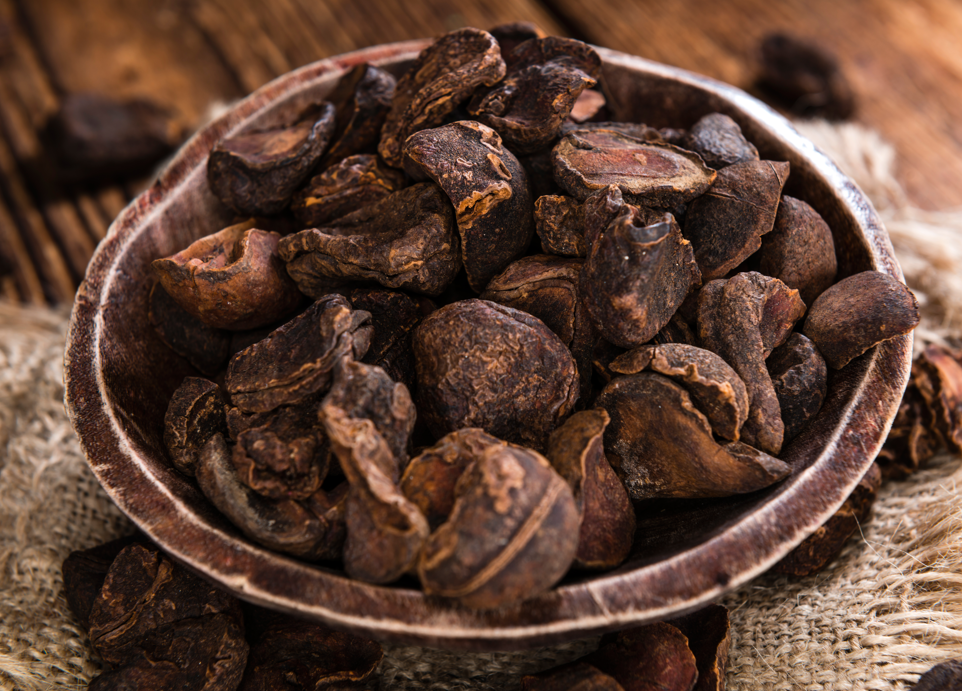 Nueces de cola: qué son, para qué sirven y cómo se usan en la cocina