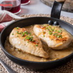 Pechugas de pollo en salsa. Receta muy sencilla paso a paso