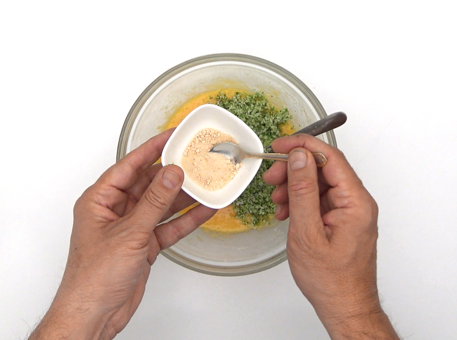 Tortitas de brócoli. Tres recetas distintas para que no te aburras del brócoli