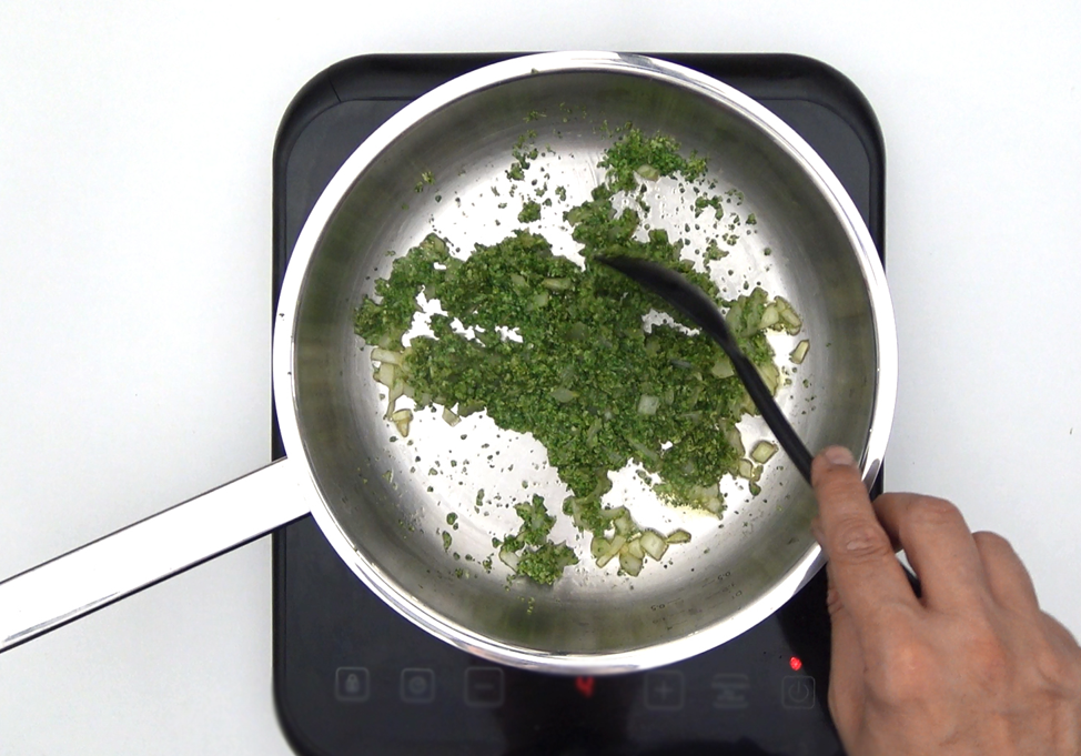 Tortitas de brócoli. Tres recetas distintas para que no te aburras del brócoli
