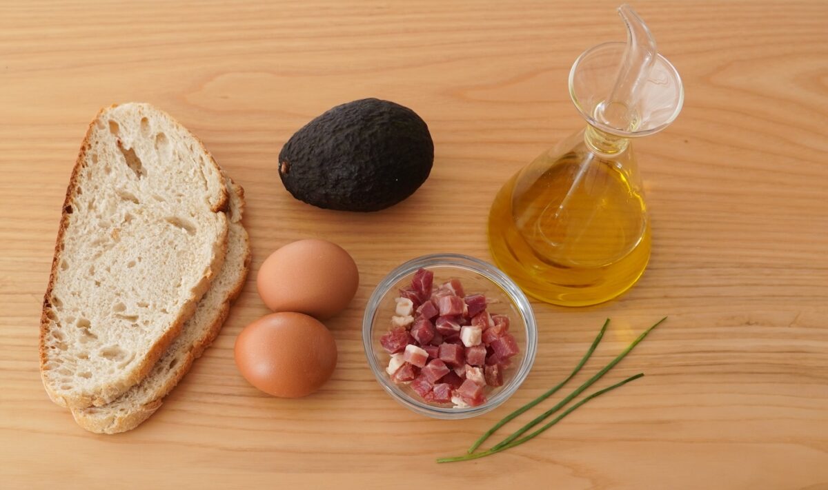 5 Tipos de tostadas de aguacate paso a paso