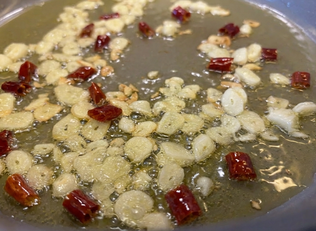 Brócoli al ajillo. Receta fácil, rápida y llena de sabor para el día a día