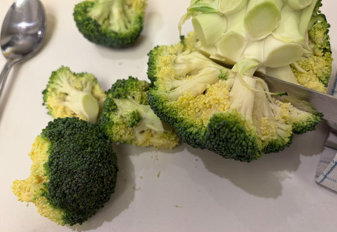 Brócoli al ajillo. Receta fácil, rápida y llena de sabor para el día a día