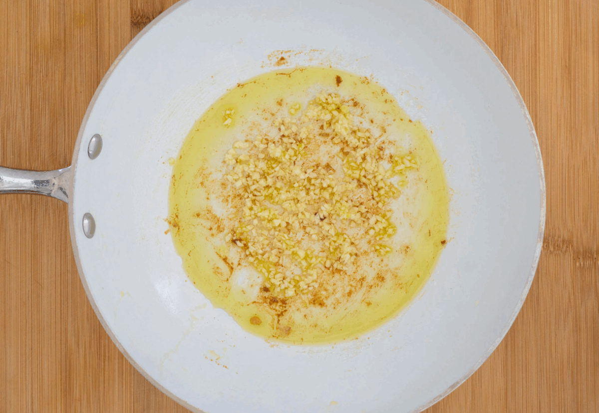 Brócoli con pollo. Receta fácil, ligera y saludable