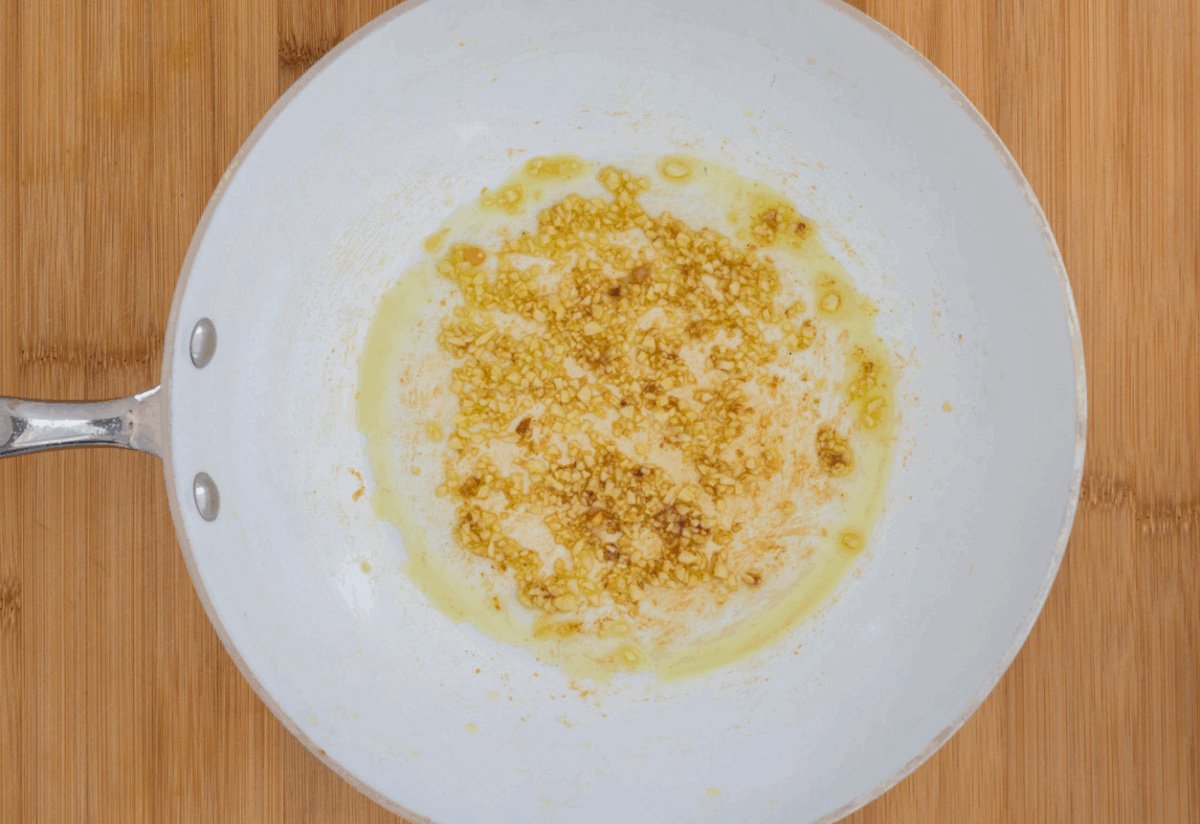 Brócoli con pollo. Receta fácil, ligera y saludable