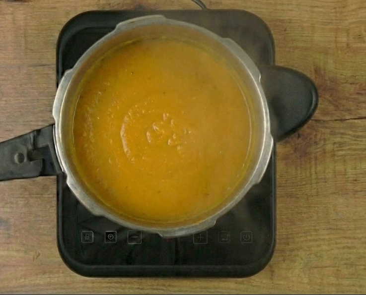 Crema de verduras rápida en olla exprés Fissler. Receta fácil, sana y lista en minutos