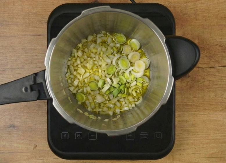 Crema de verduras rápida en olla exprés Fissler. Receta fácil, sana y lista en minutos