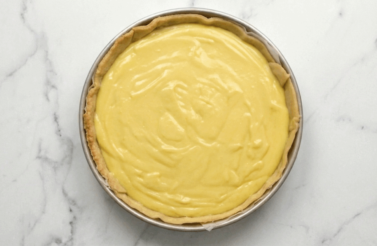 Flan parisien tradicional. La crema francesa con base de masa quebrada que nunca falla