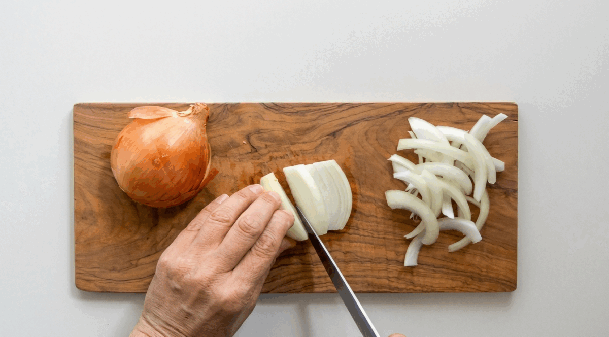 Lomo de cerdo en salsa casero y jugoso. Receta fácil paso a paso