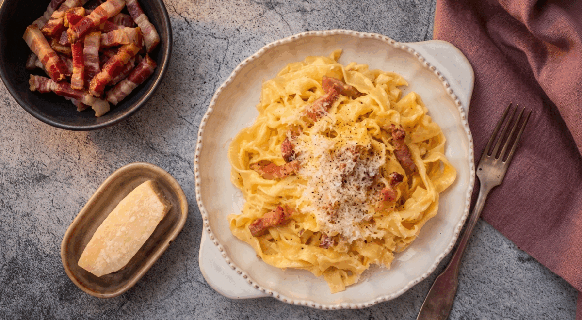 Guanciale. Qué es, origen y cómo usarlo en la cocina (y en qué se diferencia del bacon y la panceta)